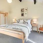Royal Oak Barn - Cartmel, Sleeps 8 New Holiday home Cartmel