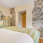 Royal Oak Barn - Cartmel, Sleeps 8 New