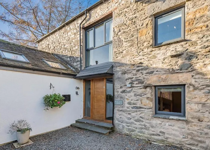 بيت للعطل Royal Oak Barn - Cartmel, Sleeps 8 New كارتميل
