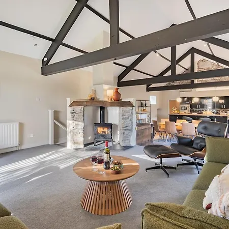 Royal Oak Barn - Cartmel, Sleeps 8 New Картмел