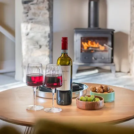 Royal Oak Barn - Cartmel, Sleeps 8 New * Картмел